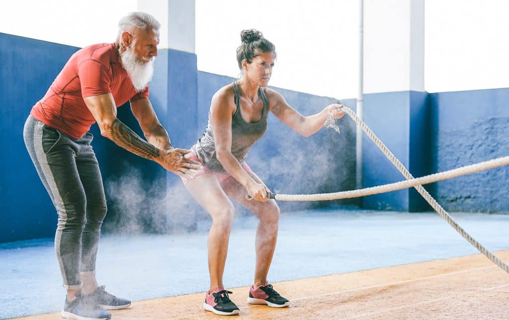 Mantenere o aumentare la massa muscolare dopo i 60 anni è fondamentale per la salute e per mantenersi autonomi nelle attività quotidiane.