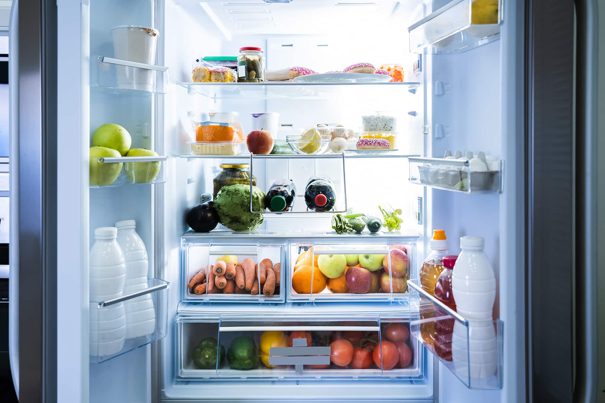 Come ridurre gli sprechi alimentari con un frigorifero ben organizzato