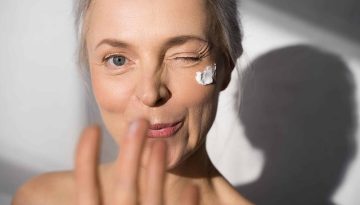 Biorivitalizzante viso over 50: cos’è, come si effettua e opinioni