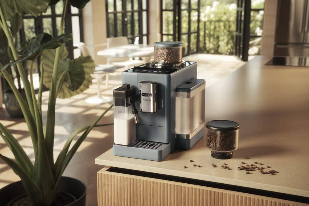 Macchine automatiche: il caffè perfetto con chicchi macinati al momento e un tocco di stile