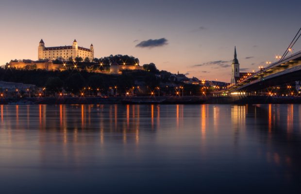 bratislava.danubio.lukas-kulla-awRdiiZj4Yk-unsplash