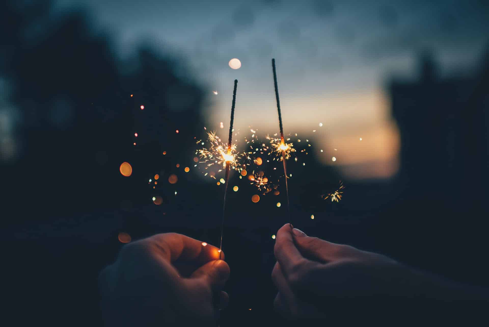 capodanno-ian-schneider-PAykYb-8Er8-unsplash