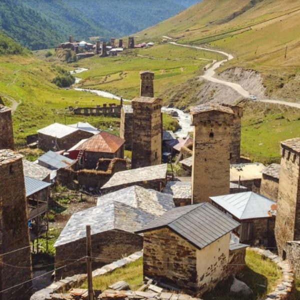 Georgia: lungo i solchi di antiche carovane