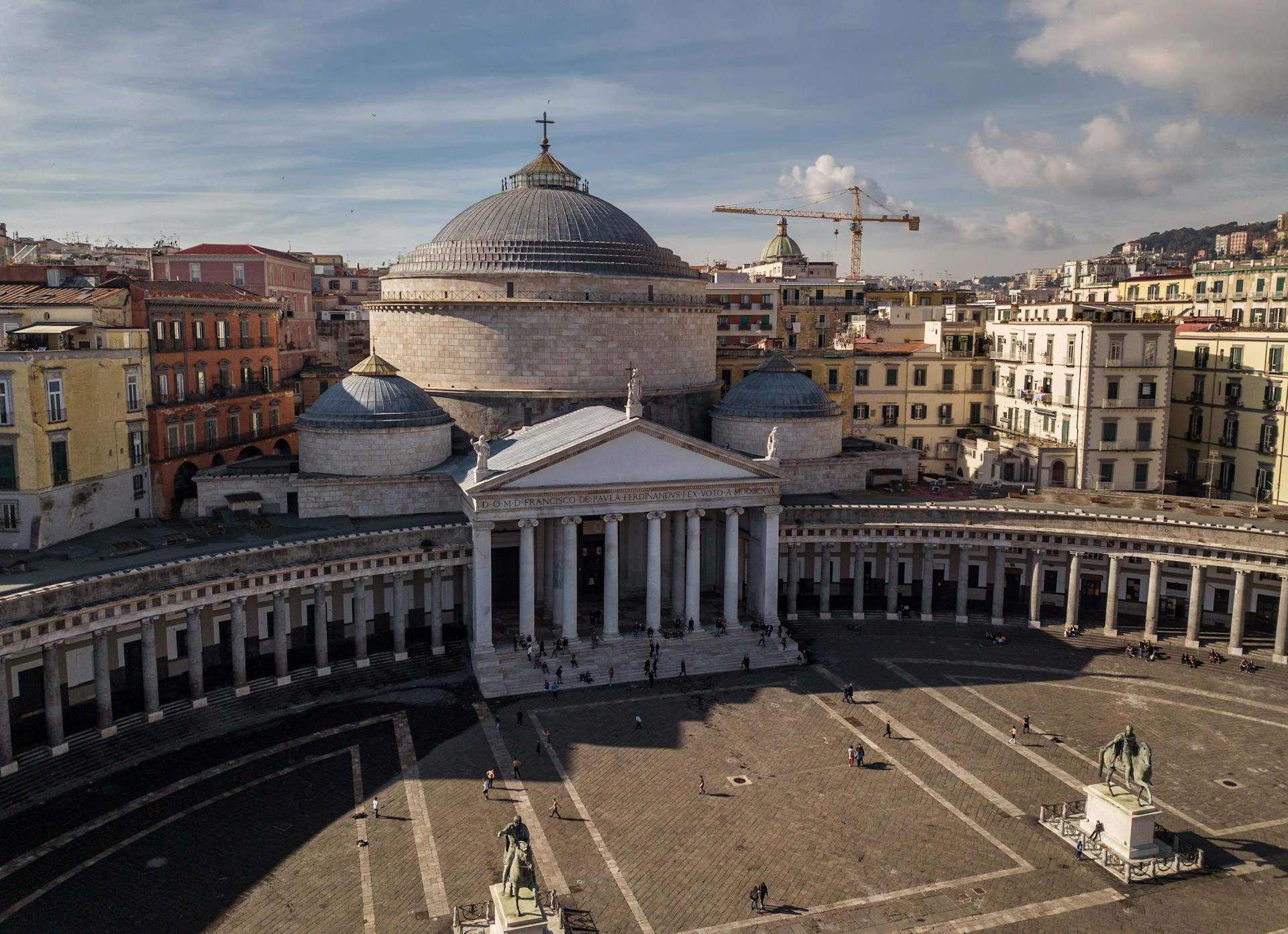 napoli-vytenis-malisauskas-X4Y755WM_ug-unsplash